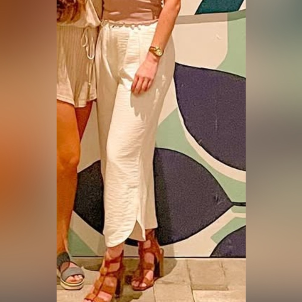 White Linen- like Capri